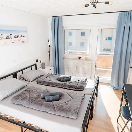 Grosses Familien Oder Monteurappartement, 5 Betten In 3 Zimmer, Prime Video Inklusive, Balkon, Waschmaschine, Spuelmaschine شقة *
