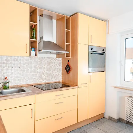 شقة Grosses Familien Oder Monteurappartement, 5 Betten In 3 Zimmer, Prime Video Inklusive, Balkon, Waschmaschine, Spuelmaschine هايلبرون